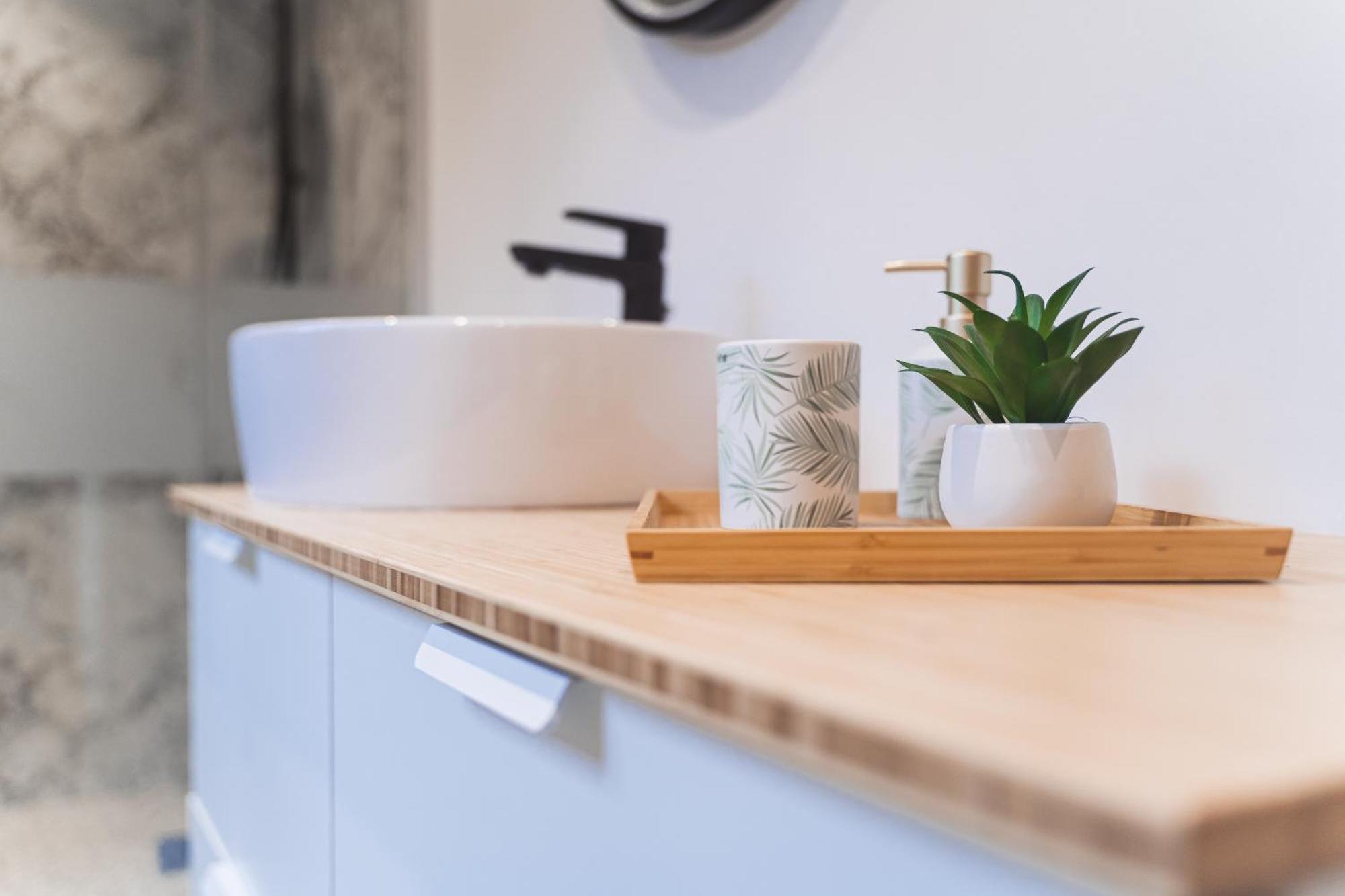 Apartment &